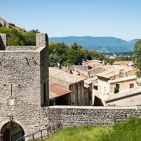 Holiday home Maison De *